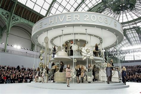 chanel runway set